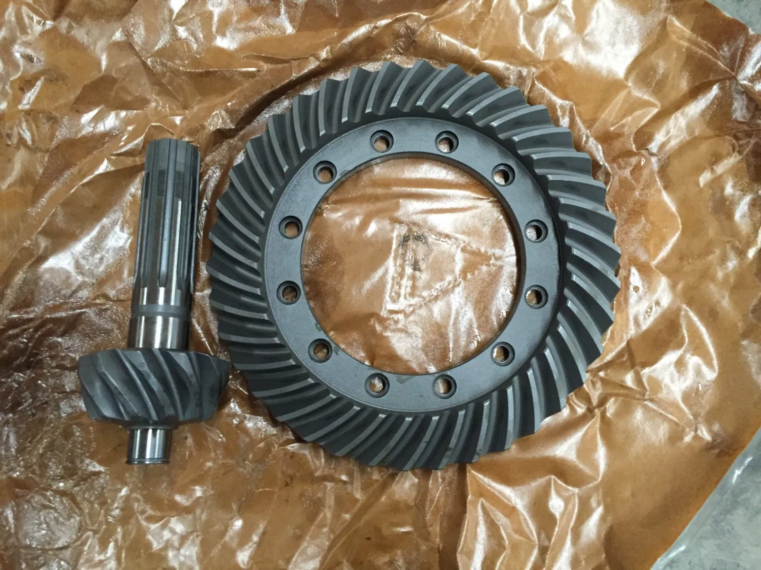 Венец и шестерня главной передачи Isuzu TXD50 41211-081