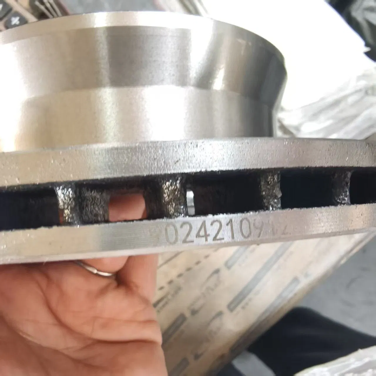 Car Auto Parts Front Rear Brake Rotor Disc for Toyota Hilux Hiace Landcruiser Hyundai Nissan Suzuki Mitsubishi Canter Fuso Mercedes Benz Sprinter Ford