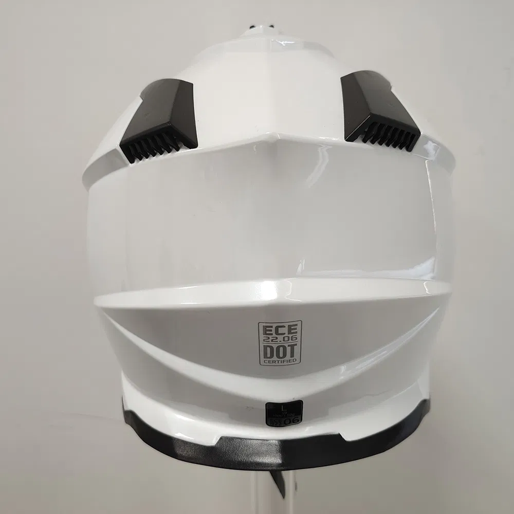 Мотошлем кроссовый с двойным козырьком