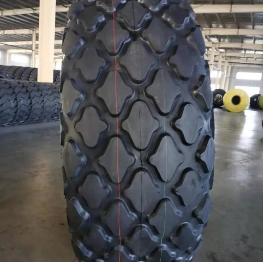 Hot Sale Solid Tire 23.1-26 Road Roller Tires with Favorable Price