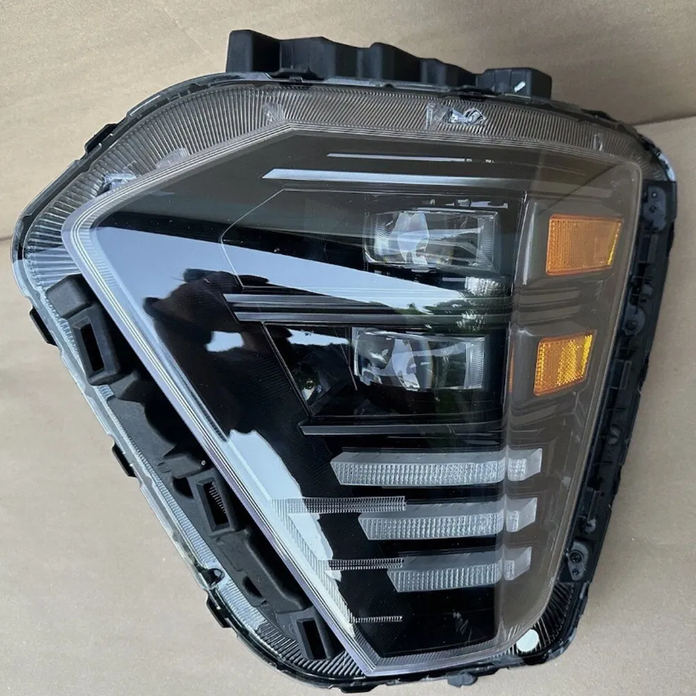 Фара головного света LED для Hyundai Kona 2024-2025