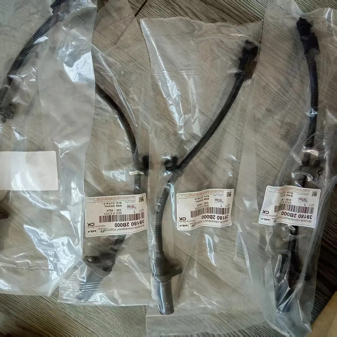 Korean Auto Part 39180-2b000 Crankshaft Position Sensor for Hyundai Veloster Elantra Accent