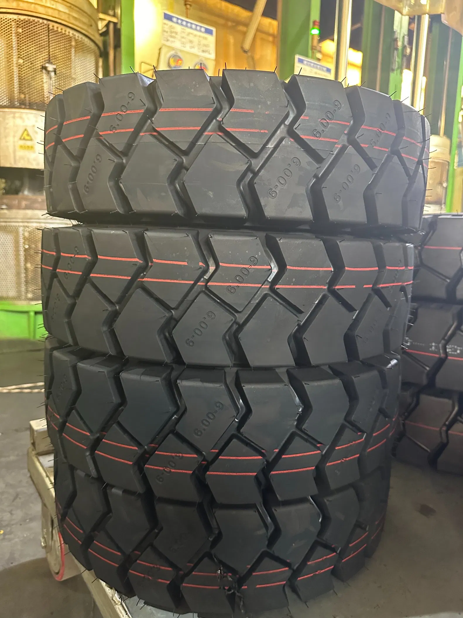 Пневматические шины для погрузчиков 5.00-8, 7.00-12, 8.25-15