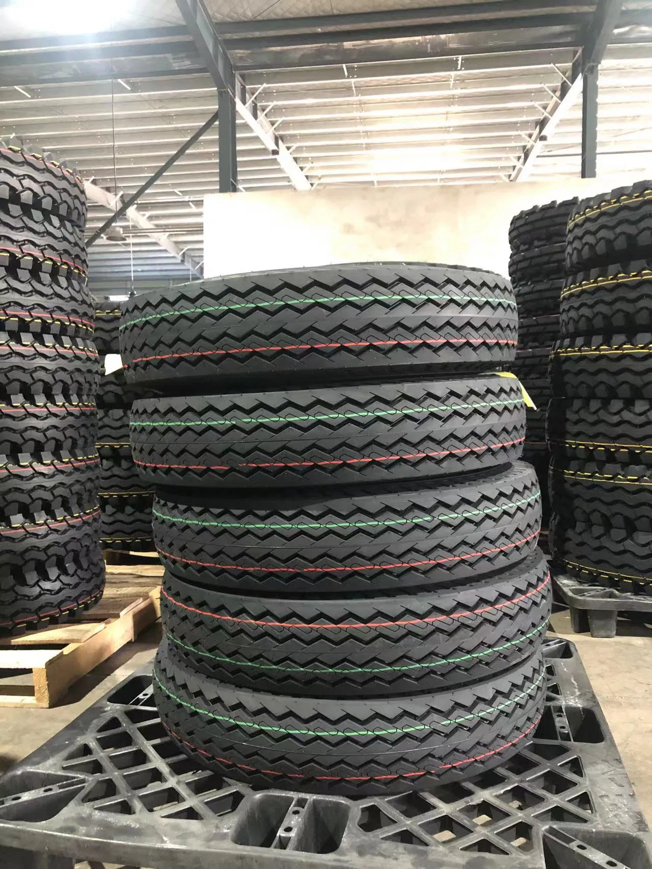 China Wholesale Truck Tyre TBB with DOT 14pr 16pr 6.50-15 6.50-16 7.00-15 7.00-16 7.00-20 7.50-15 7.50-16 7.50-20 8.25-16