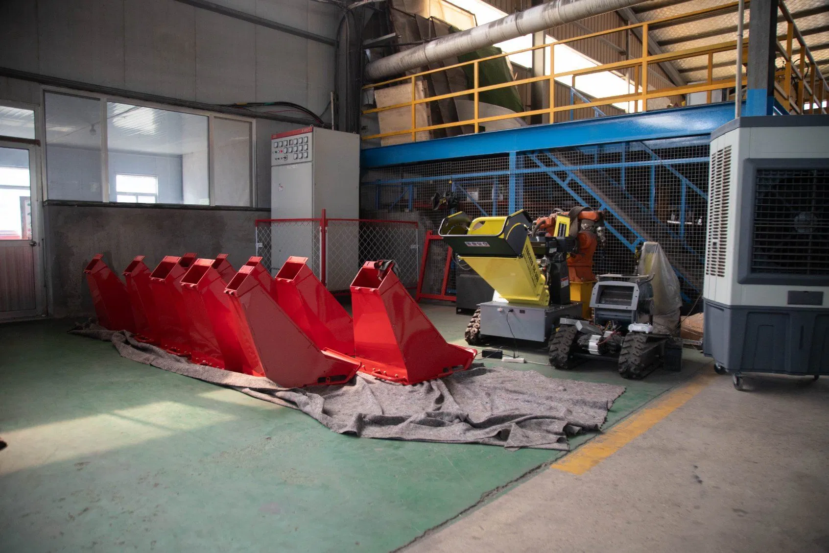 Дизельный измельчитель древесины 192-300Y