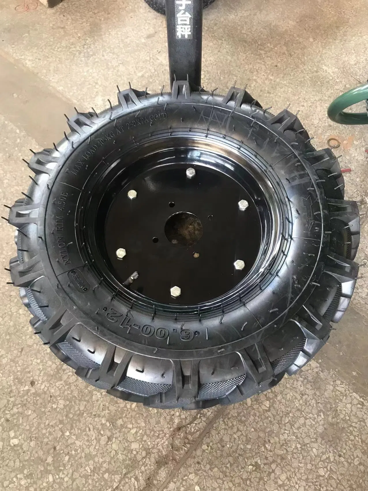 Шина 4.00-10 для трактора и микро-культиватора