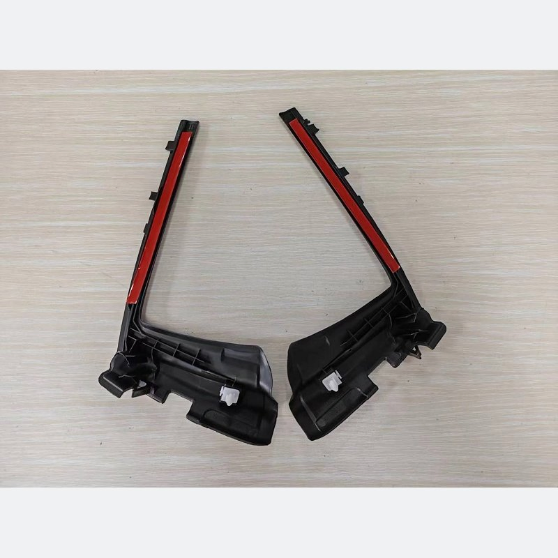 Wiper Panel End for Yaris Vitz 2015-2017 Car Accessories 53867-52160/0d210 53866-52140/0d210