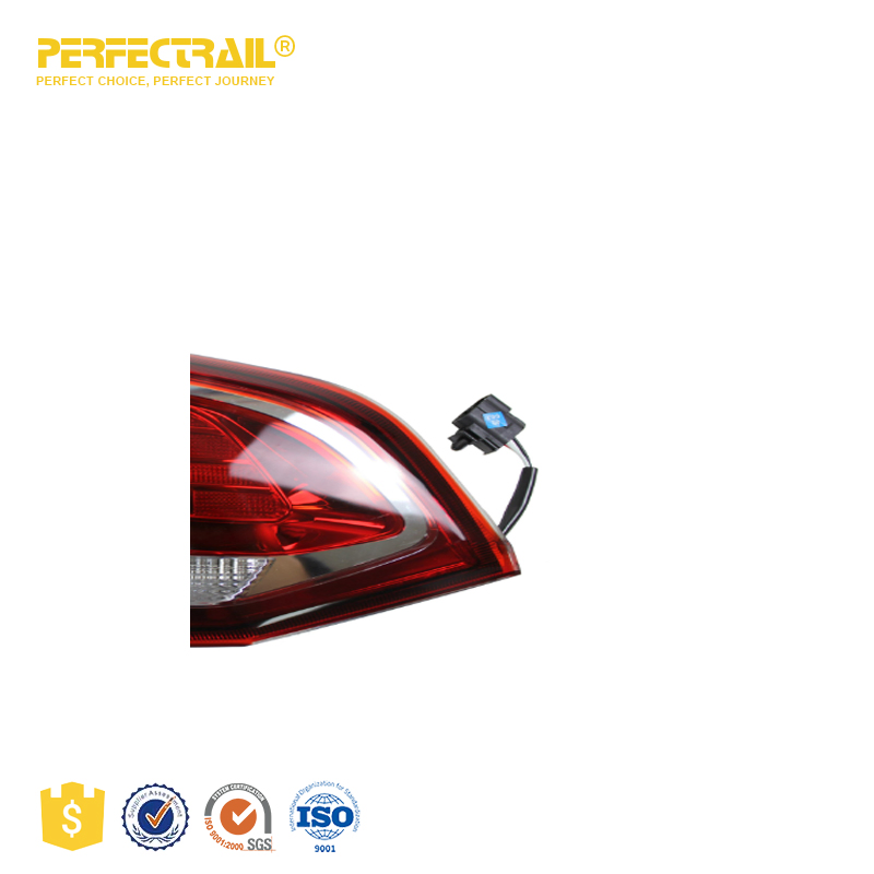 Perfectrail 4133400xkz36A Car Auto Parts Taillight for Great Wall Haval H6