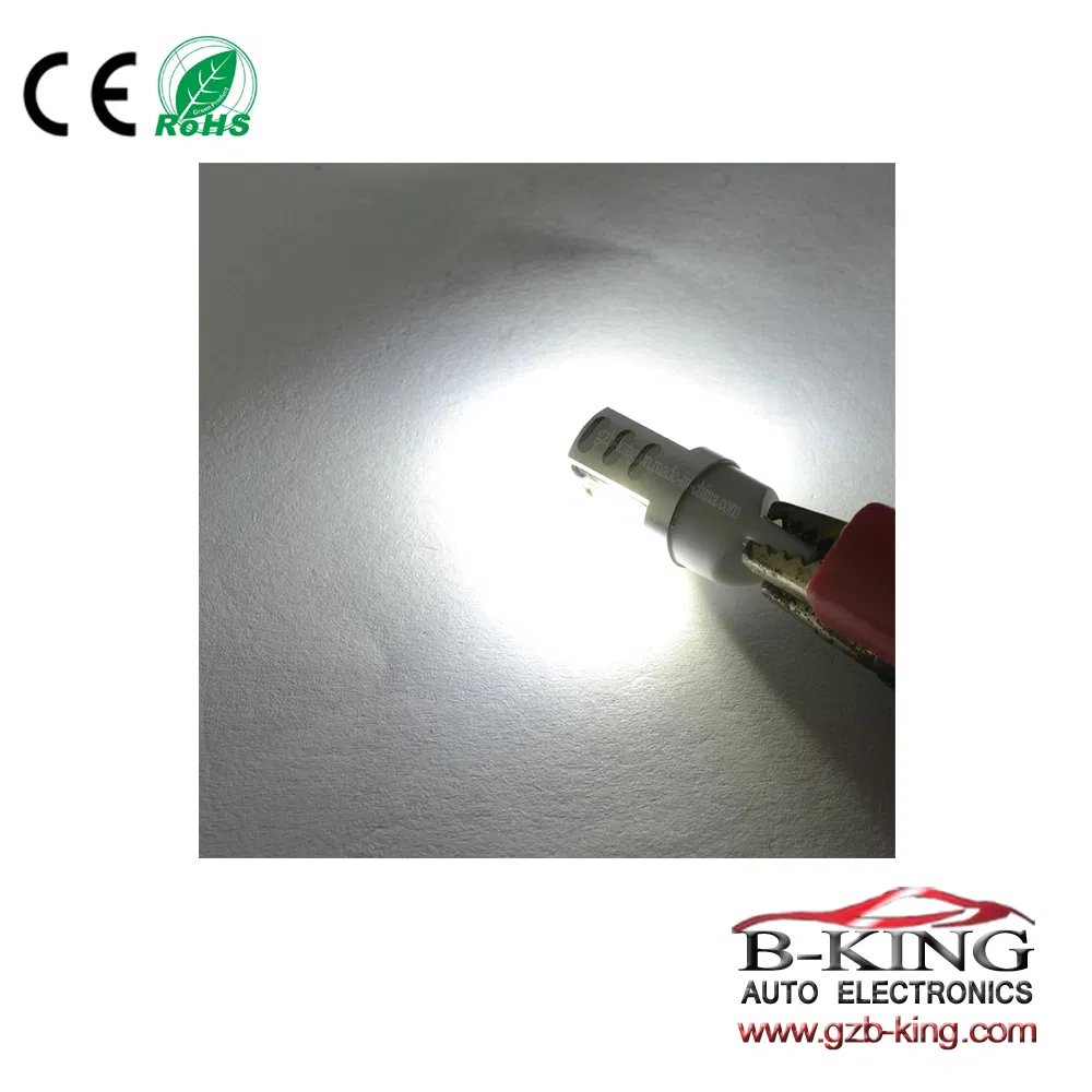 Светодиодная лампа T10 900lm для авто