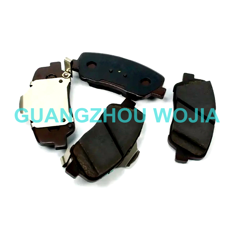 Тормозные колодки 4048053700 для Geely Borui/Boyue/Emgrand