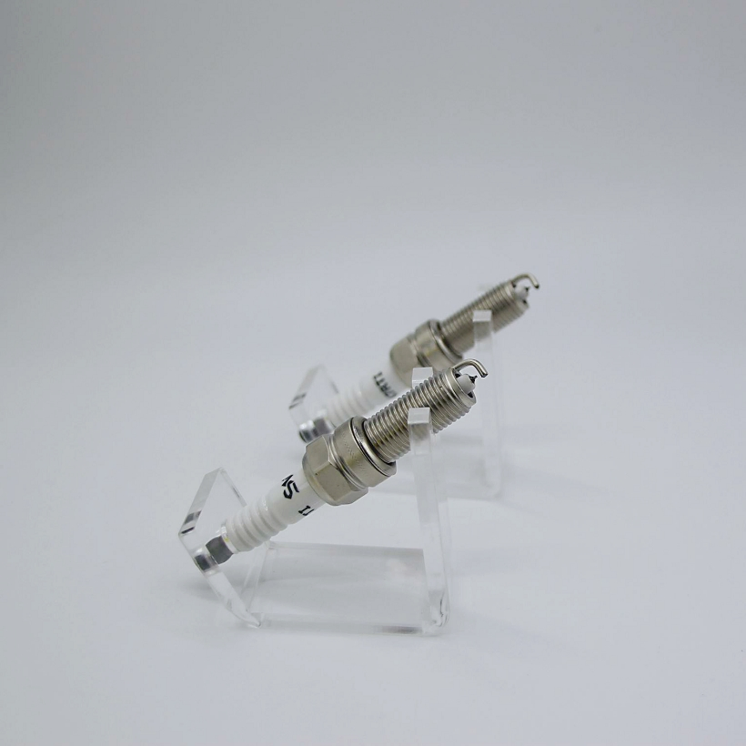 Свеча зажигания Ld7rti 12мм двойная иридиевая