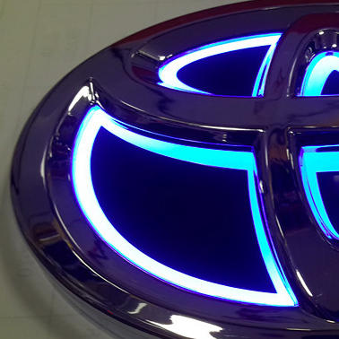 Светодиодная эмблема на решетку радиатора 5D, 12В