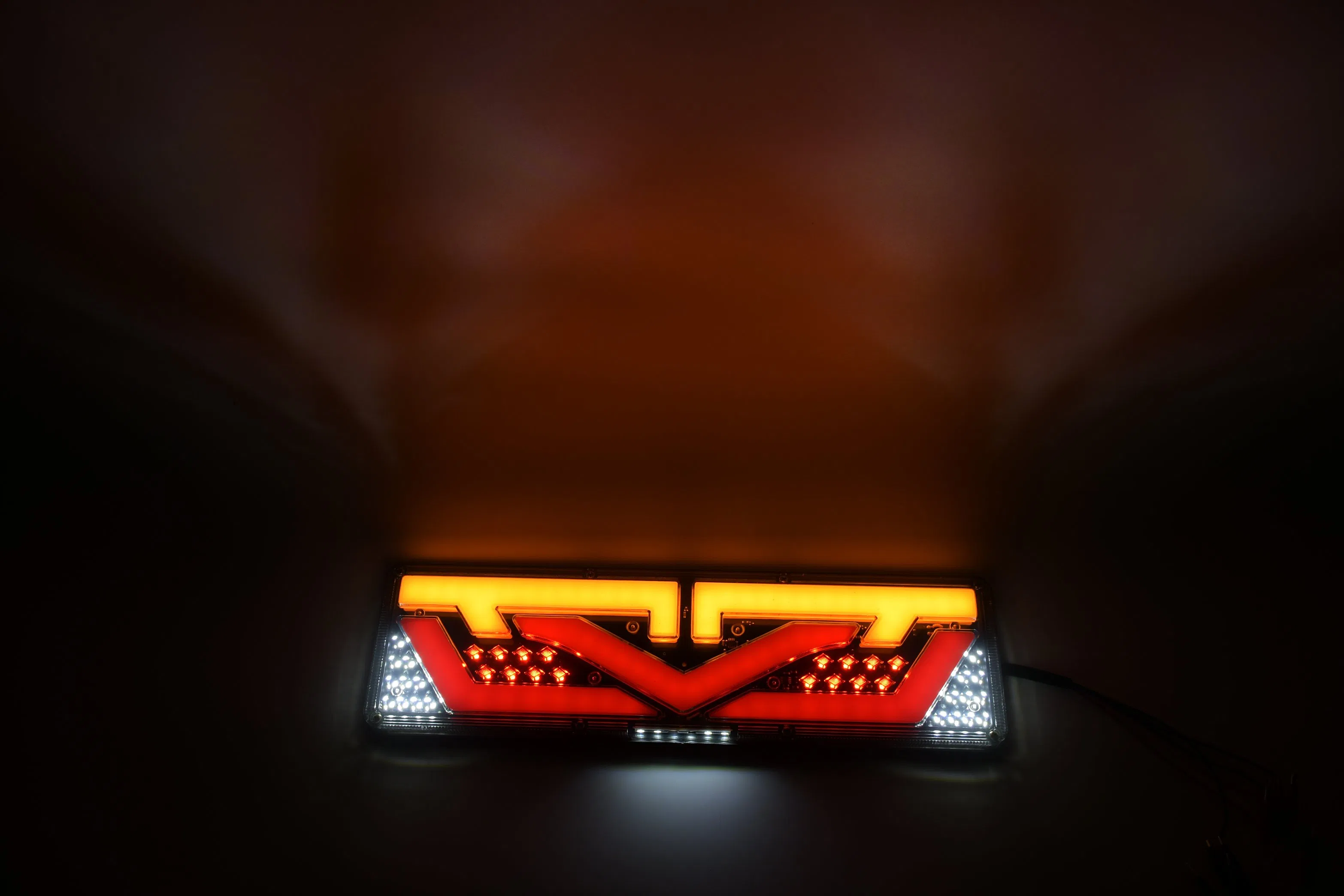 Светодиодный стоп-сигнал для грузовика 46см, 12-24В