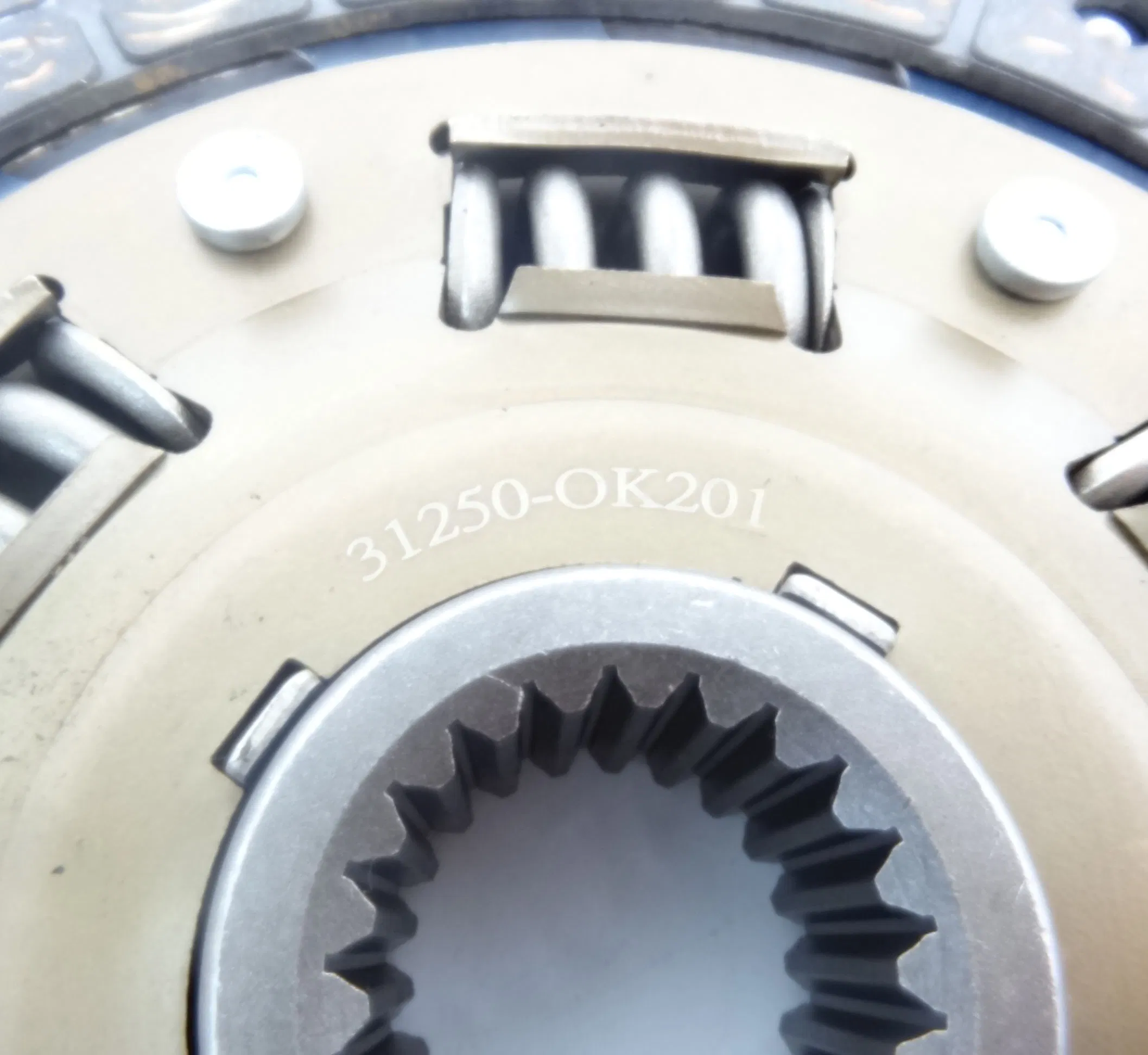 Диск сцепления для Toyota Hilux Vigo Kun25 31250-0K201