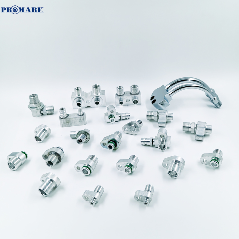 GM Compressor Hose Adapter Straight out Rear Adapter Block Flat Face