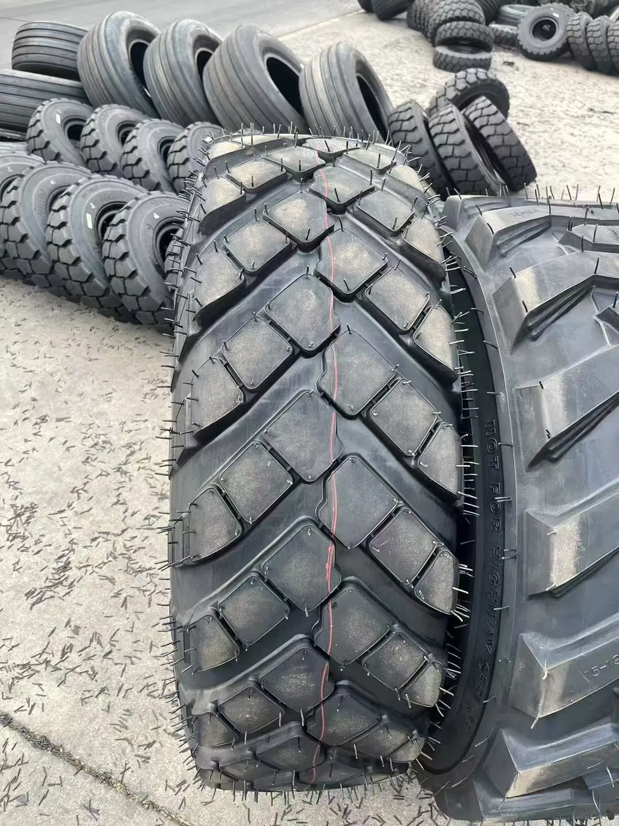 12.00-20 320-508 320r508 Tr-93/ M-93 Kamera Camera Flipper off Road Truck Tyres Mpt Speedmile Tyre+Tube+Flap All-Terrain Special Vehicle Tire on/off Road Bias