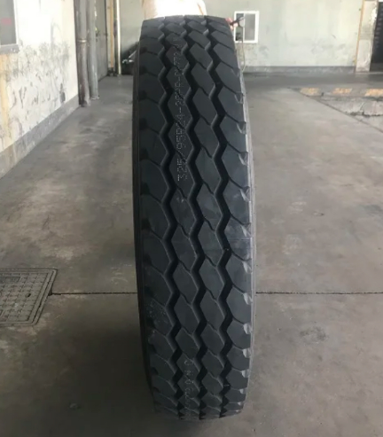 Chaoyang Goodride Westlake 12.00r20-20pr Cmz77 Zc-Rubber Truck Tires