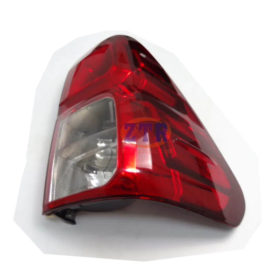 Auto Parts Right Tail Light for Hilux Revo 2016 81550-0K260