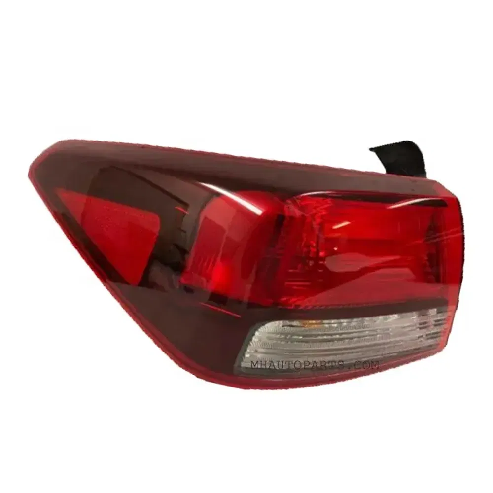 Фонарь задний наружный для KIA Rio хэтчбек 2017