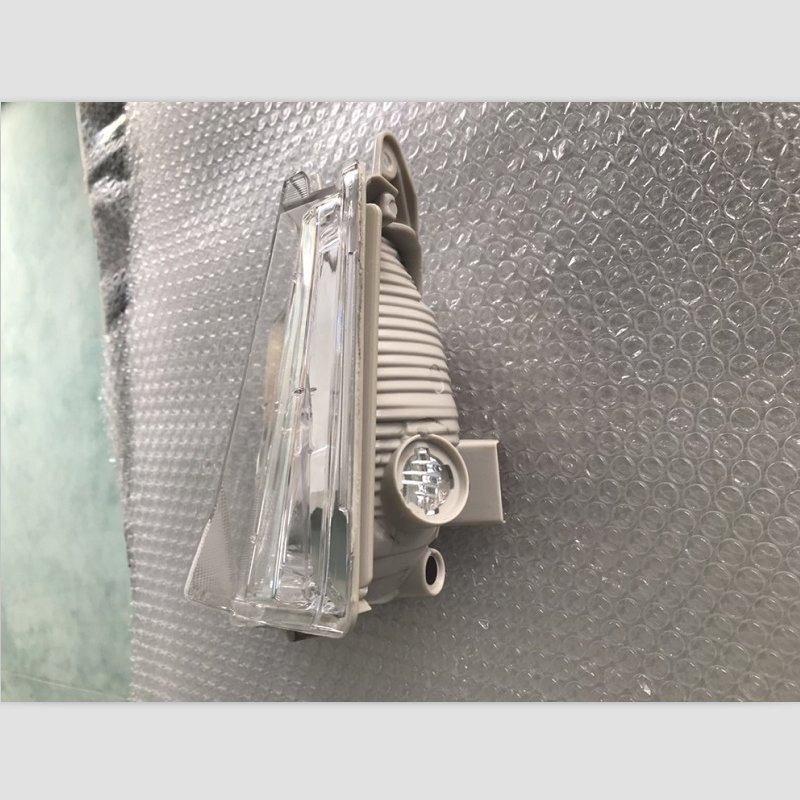 Передний поворотник для Toyota Avalon 2016-2018