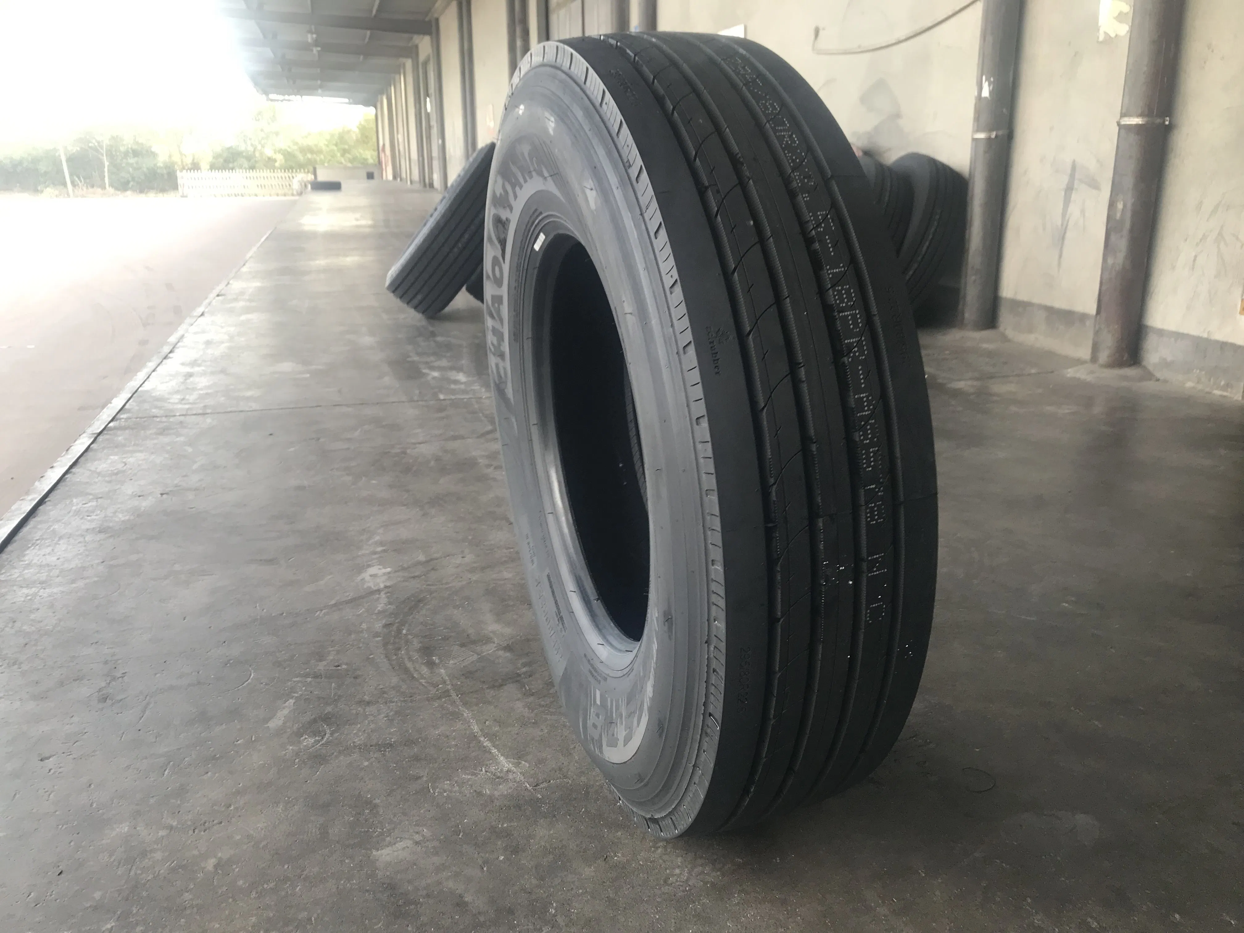 Chaoyang Goodride Factory Direct Sales Semi Truck Tyress Heavy Truck Tires 295/80r22.5