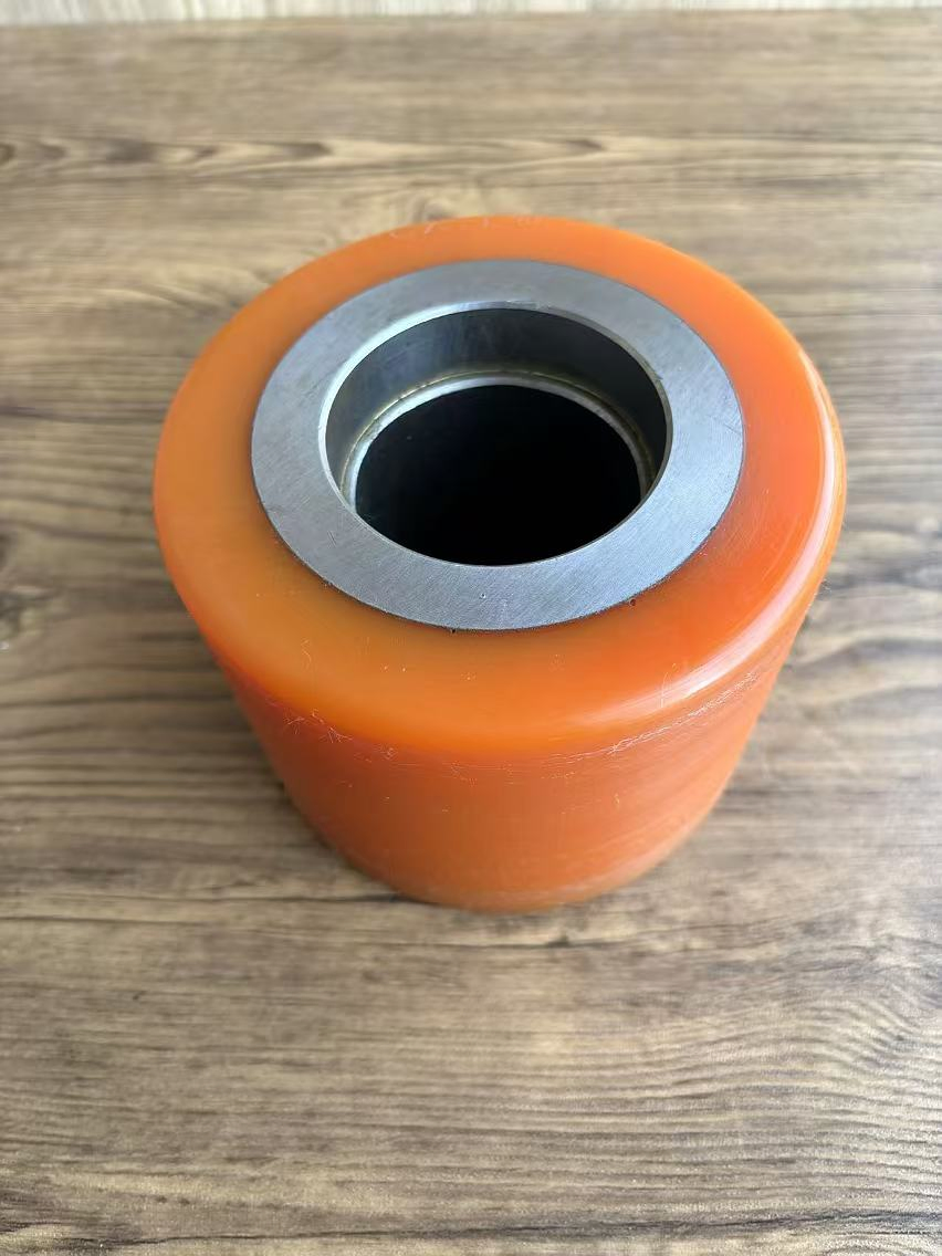 Колесо полиуретановое для погрузчика 305мм, грузоподъемное