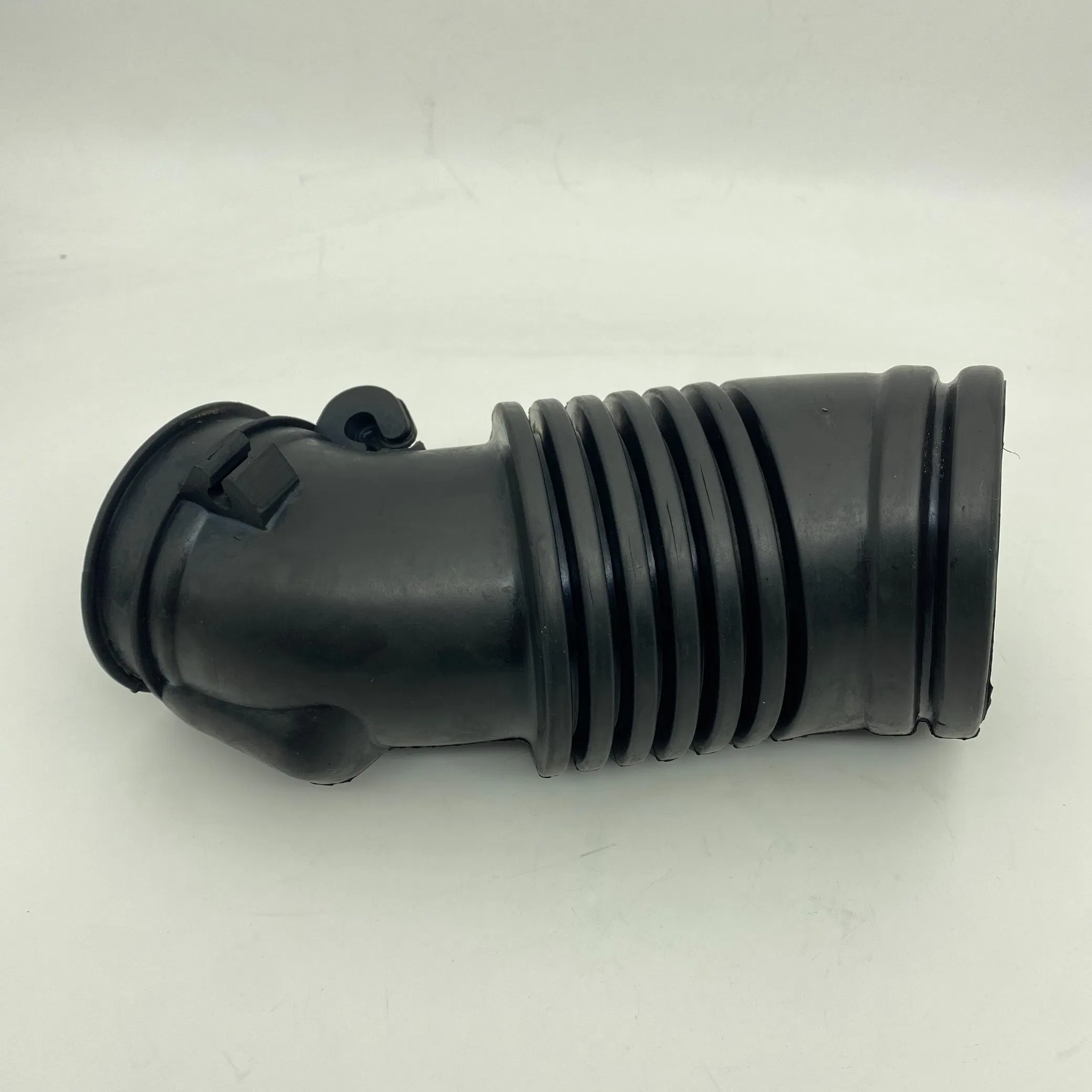 Воздушный патрубок впускной системы 17228-Rgl-A00