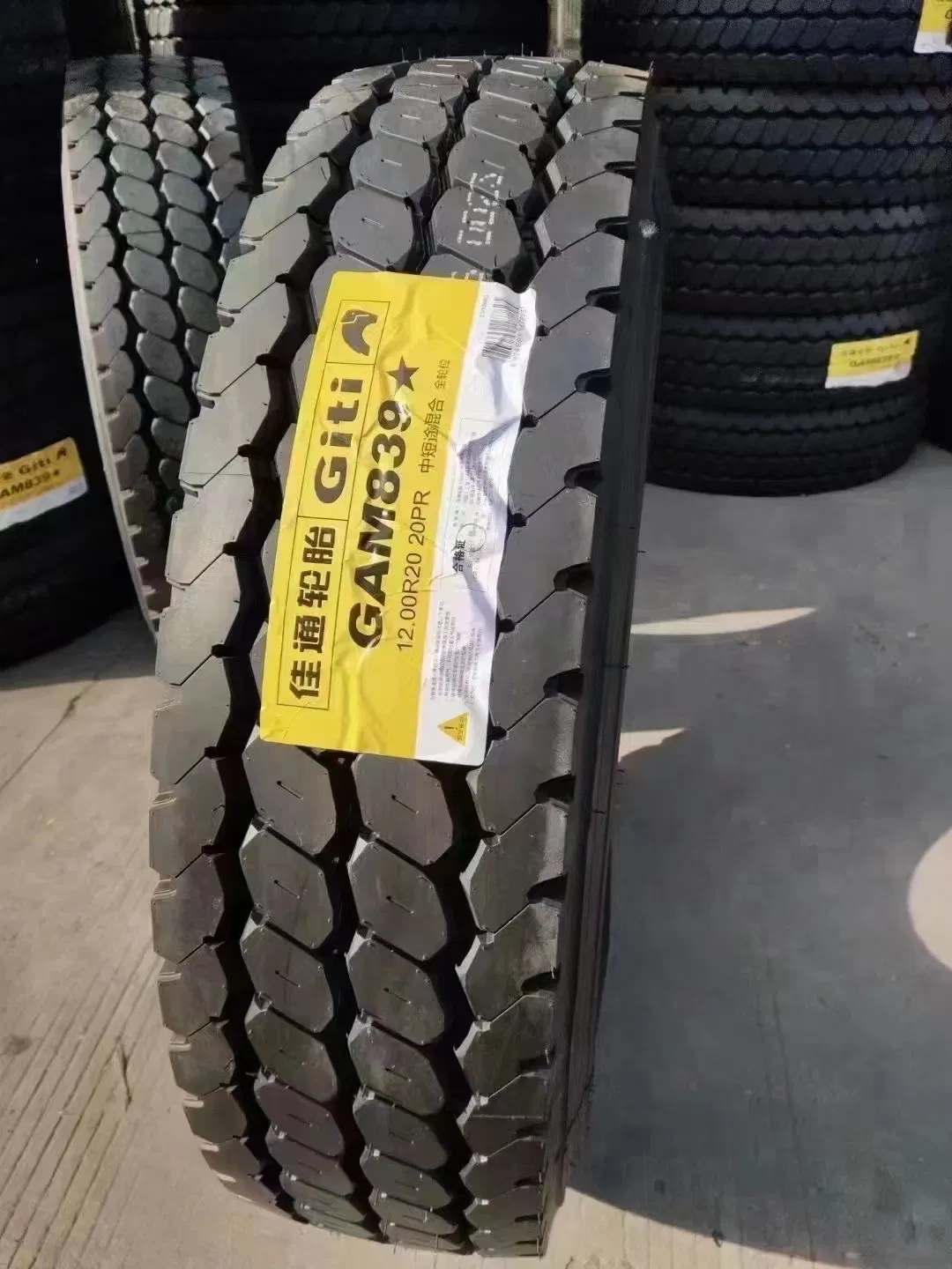 Giti Radial Tyre with Best Prices 12.00r20 11.00r20 Dump Truck Tyre