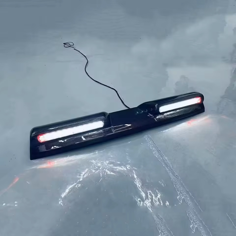 Светодиодный прожектор красный для крыши автомобиля Tank 300