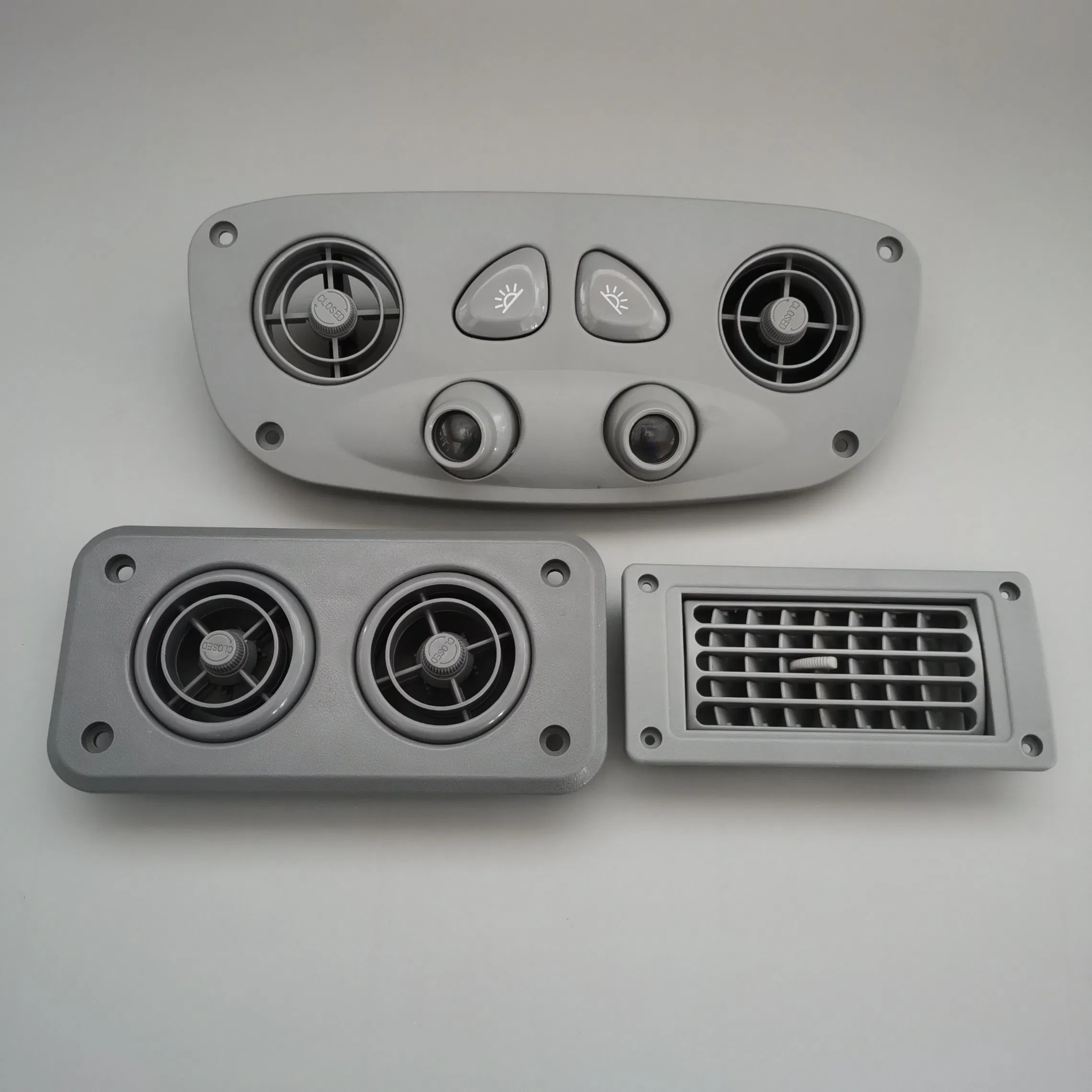 Вентиляционная решетка крыши автобуса с LED-лампой