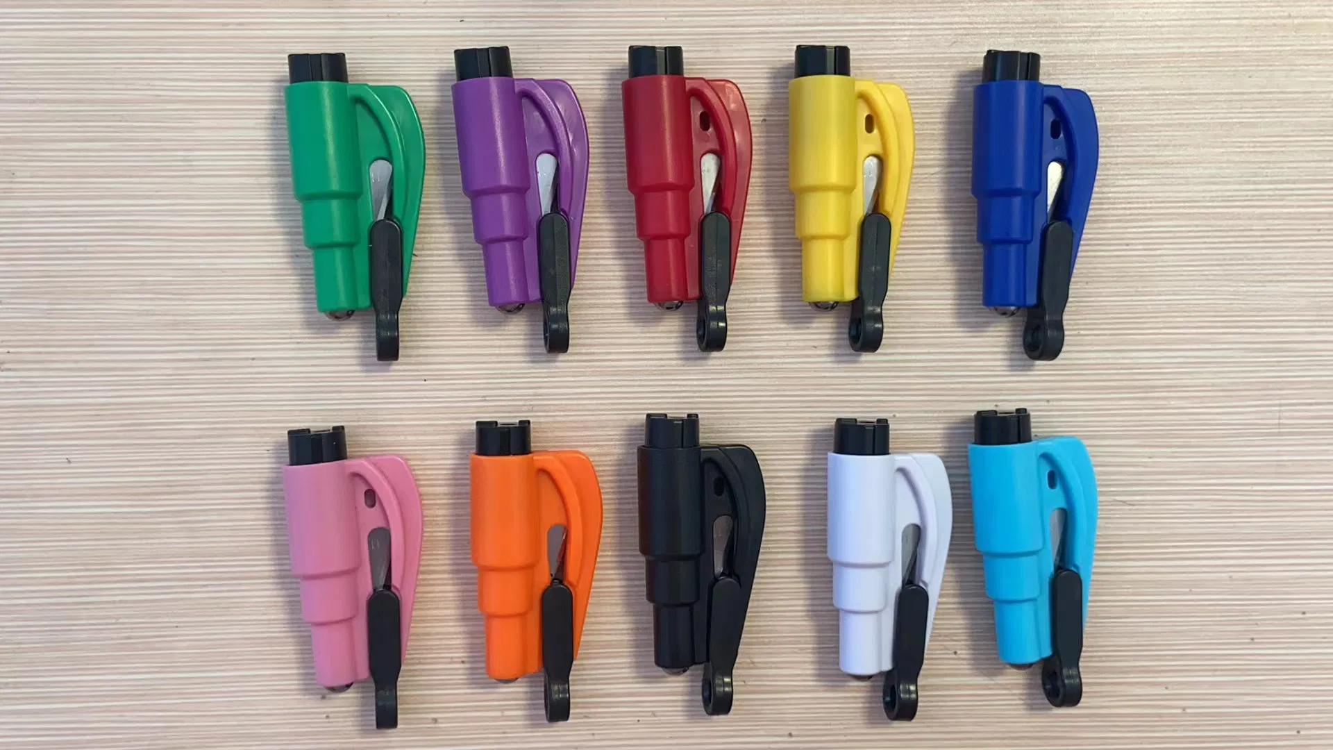 Wholesale Car Emergency Tools Safety Hammer Window Glass Breaker