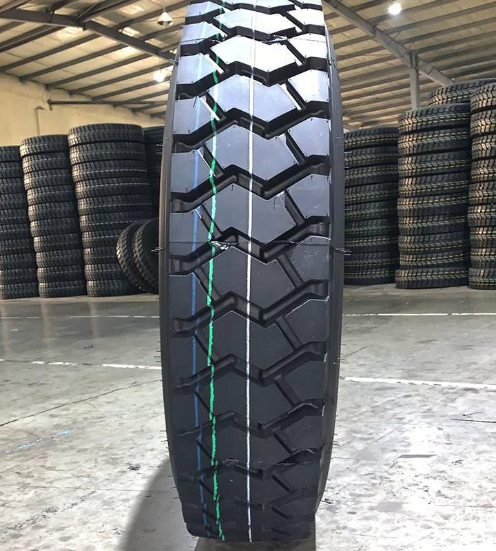 Durable Anti-Overloading Truck Tires 245/70r19.5 for Heavy Loads