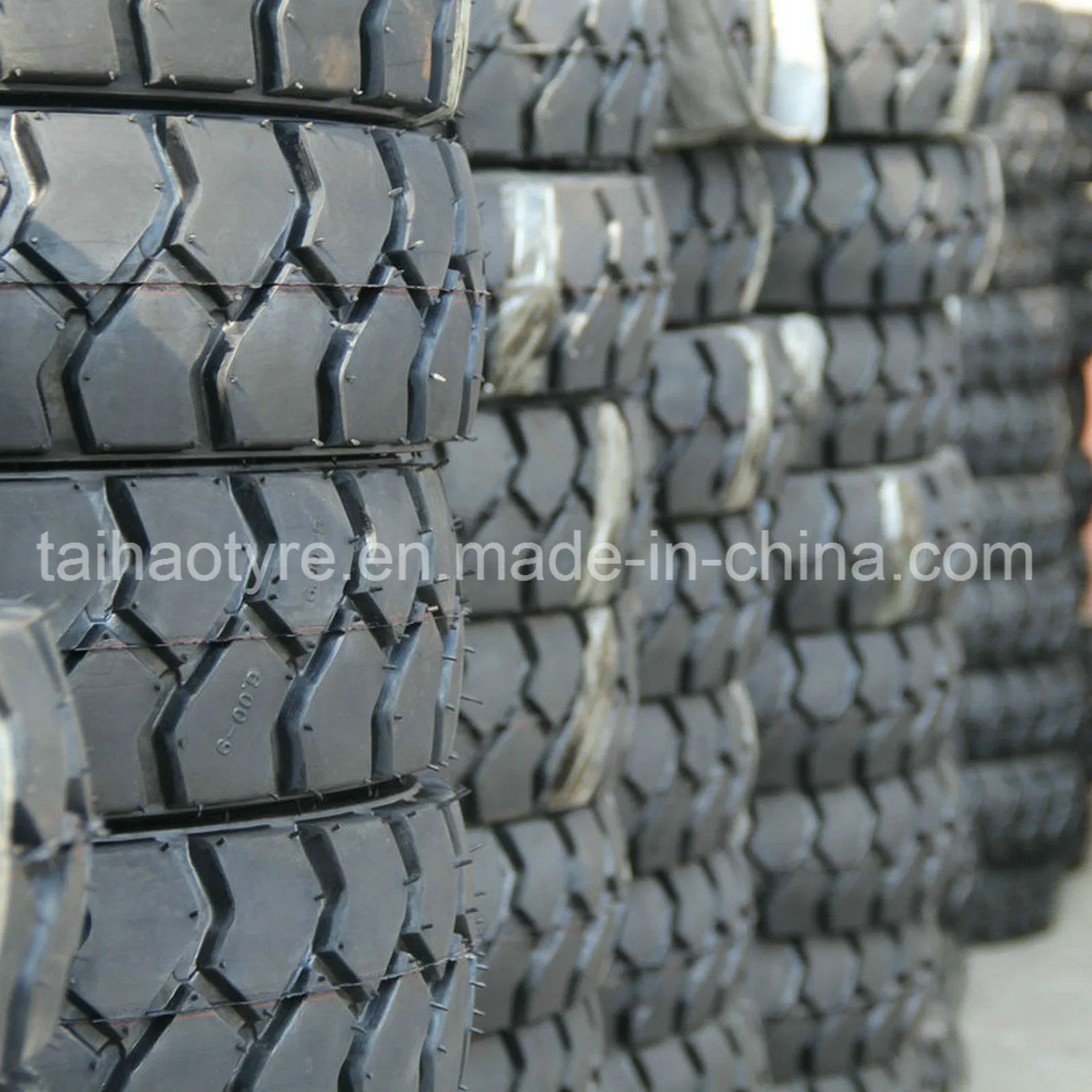 Пневматическая шина для погрузчика (5.00-8, 6.00-9, 6.50-10, 7.00-12, 8.25-15)