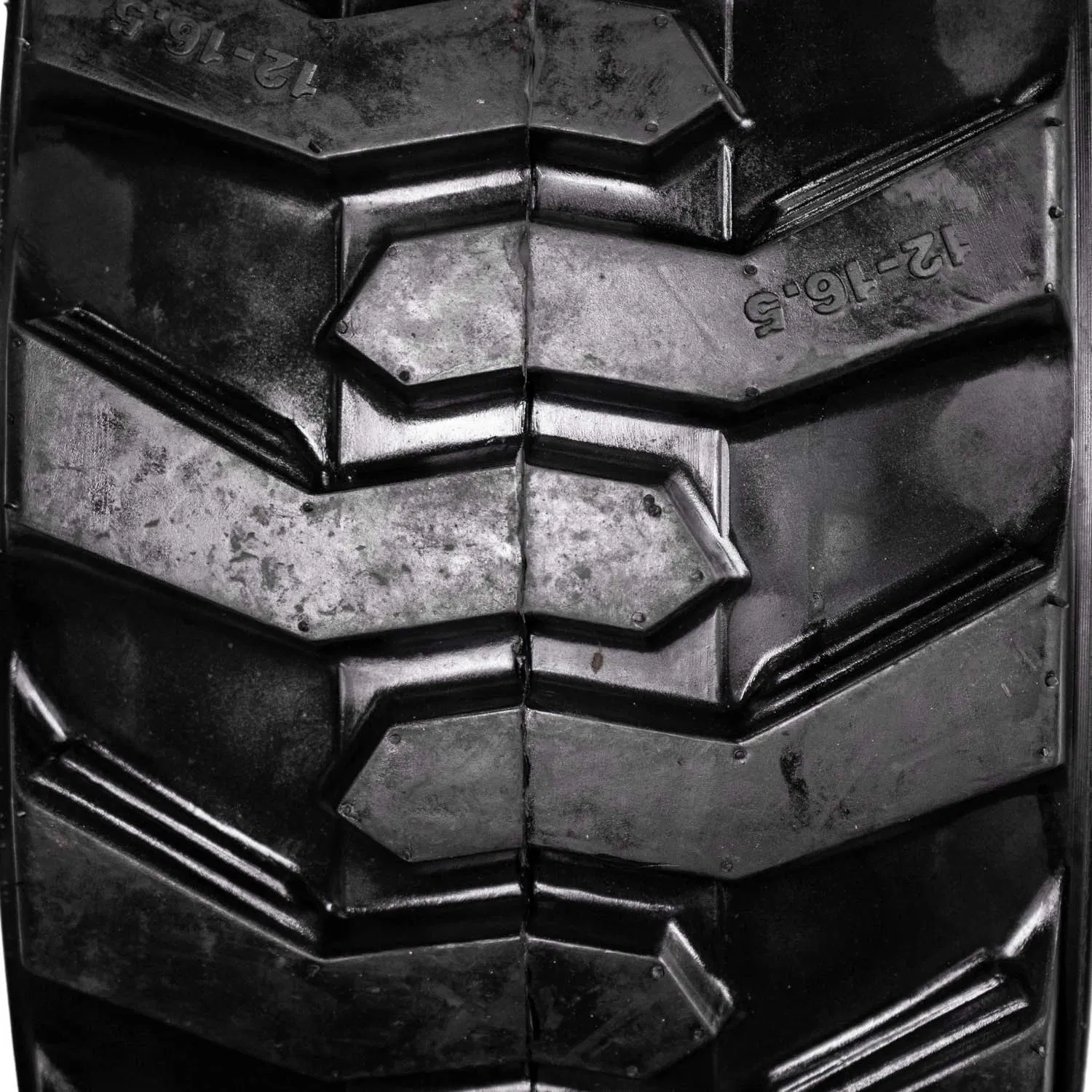 12-16.5 Skid Steer Tire for Industrial and OTR Use with ISO9001: 2015