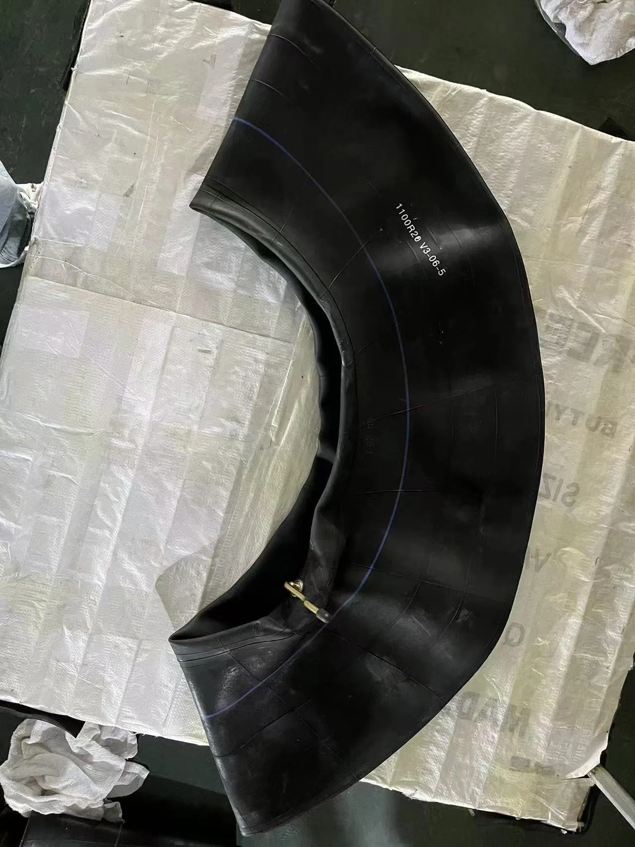 Камеры для грузовиков Butyl Rubber 1200r20, 1100r20, 750r16