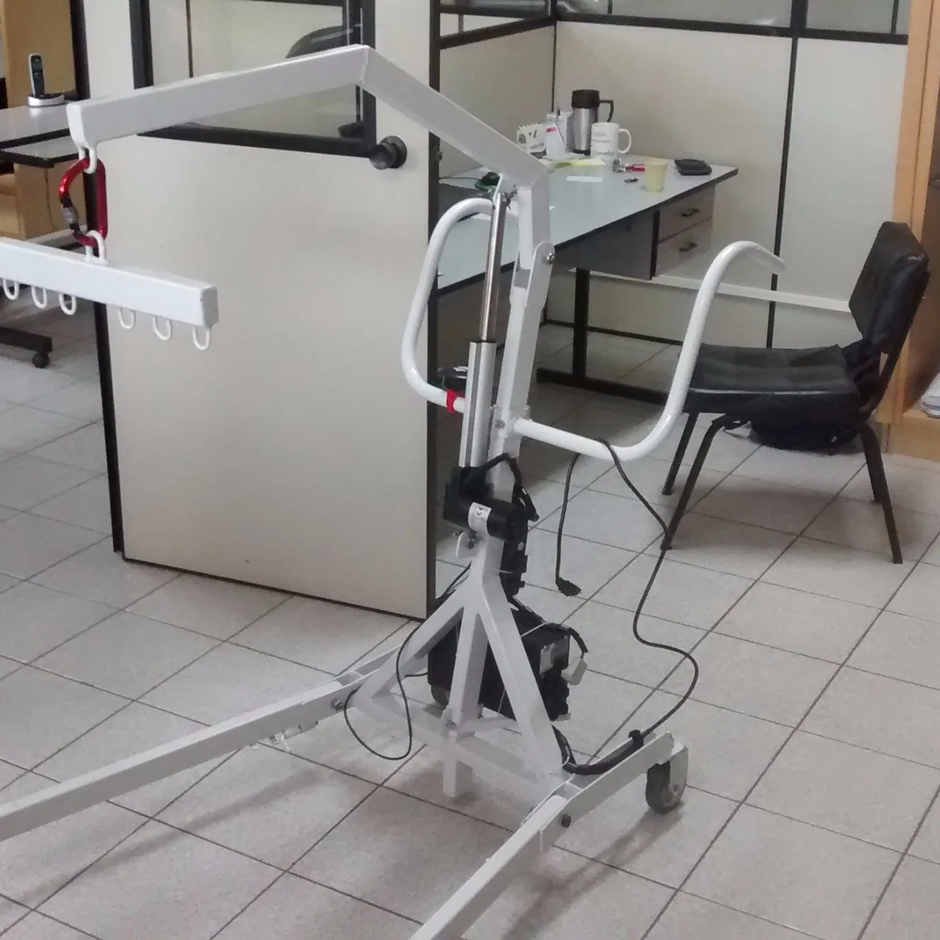 Линейный актуатор 24V DC 300мм, 6000Н (HB-DJ801)