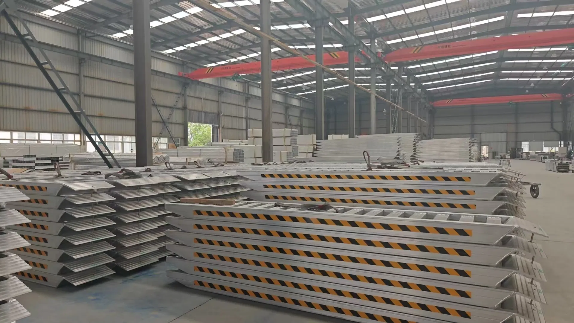 3 Ton 2.5 Meter Rubber Track Machine Aluminum Loading Ramp