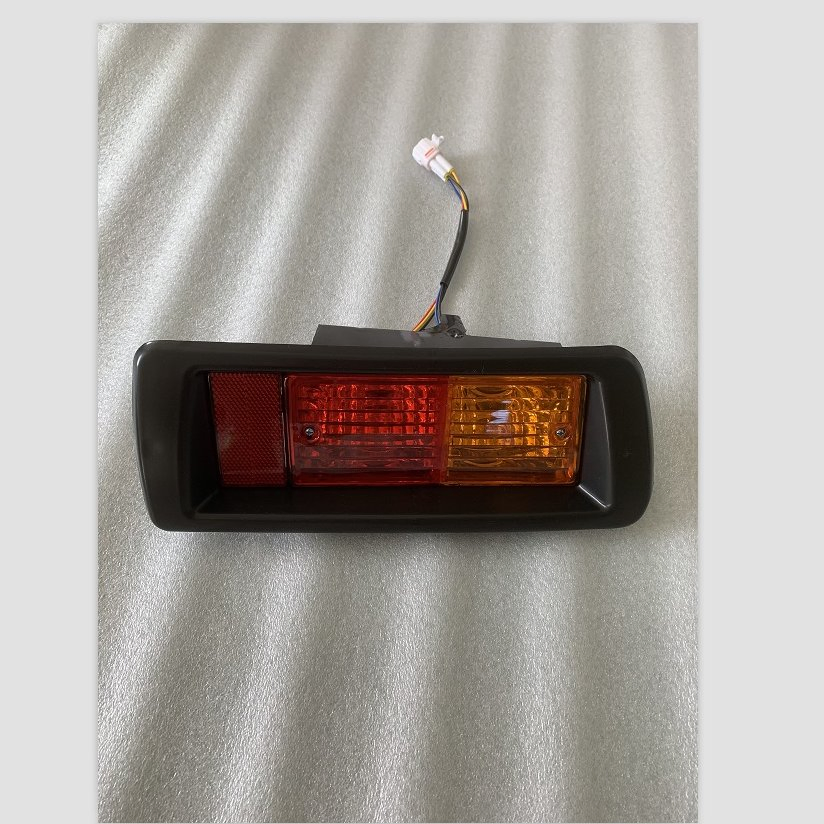 Фонарь заднего бампера Toyota Prado LC90