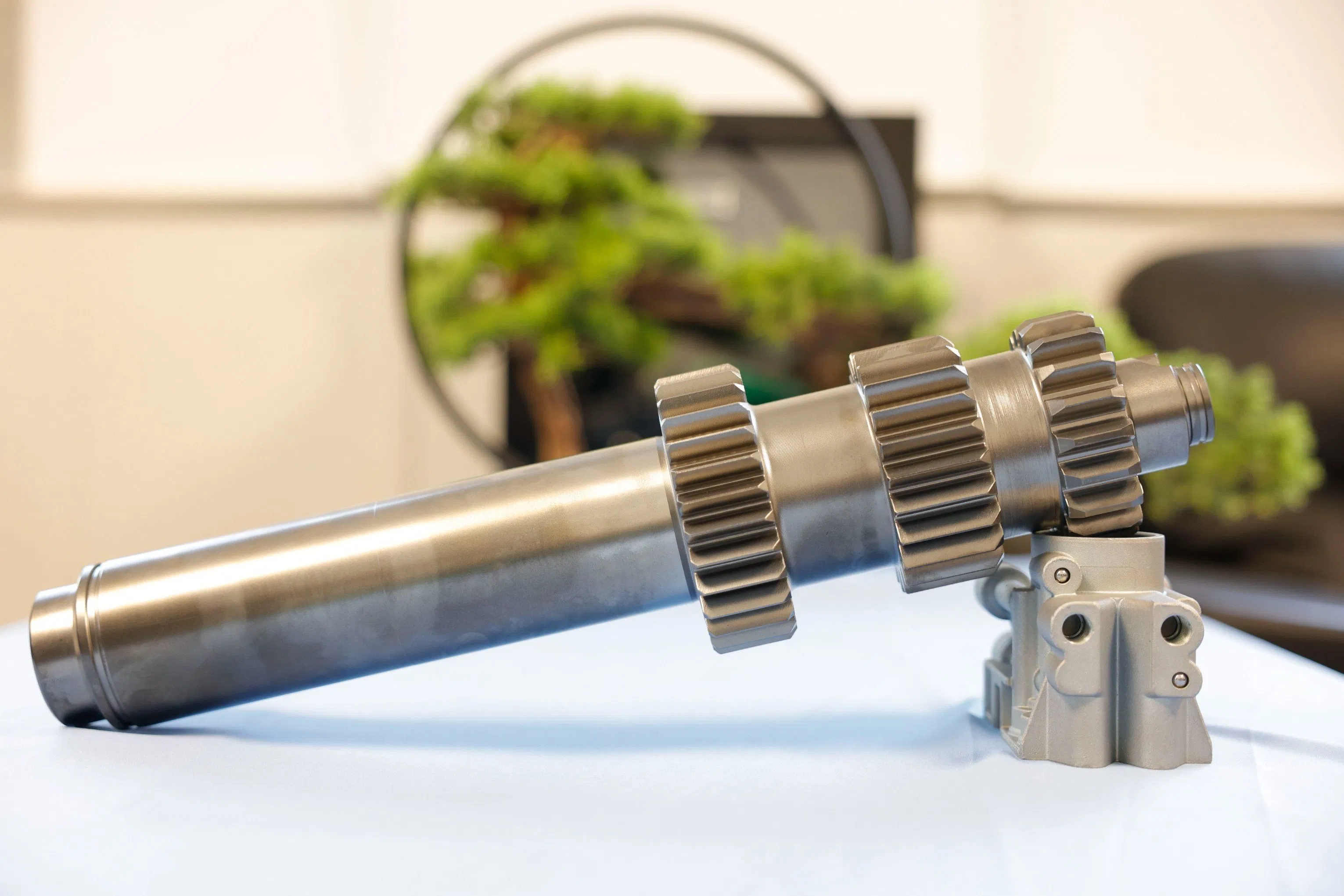 Top Quality Truck Transmission Gearbox Middle Shaft