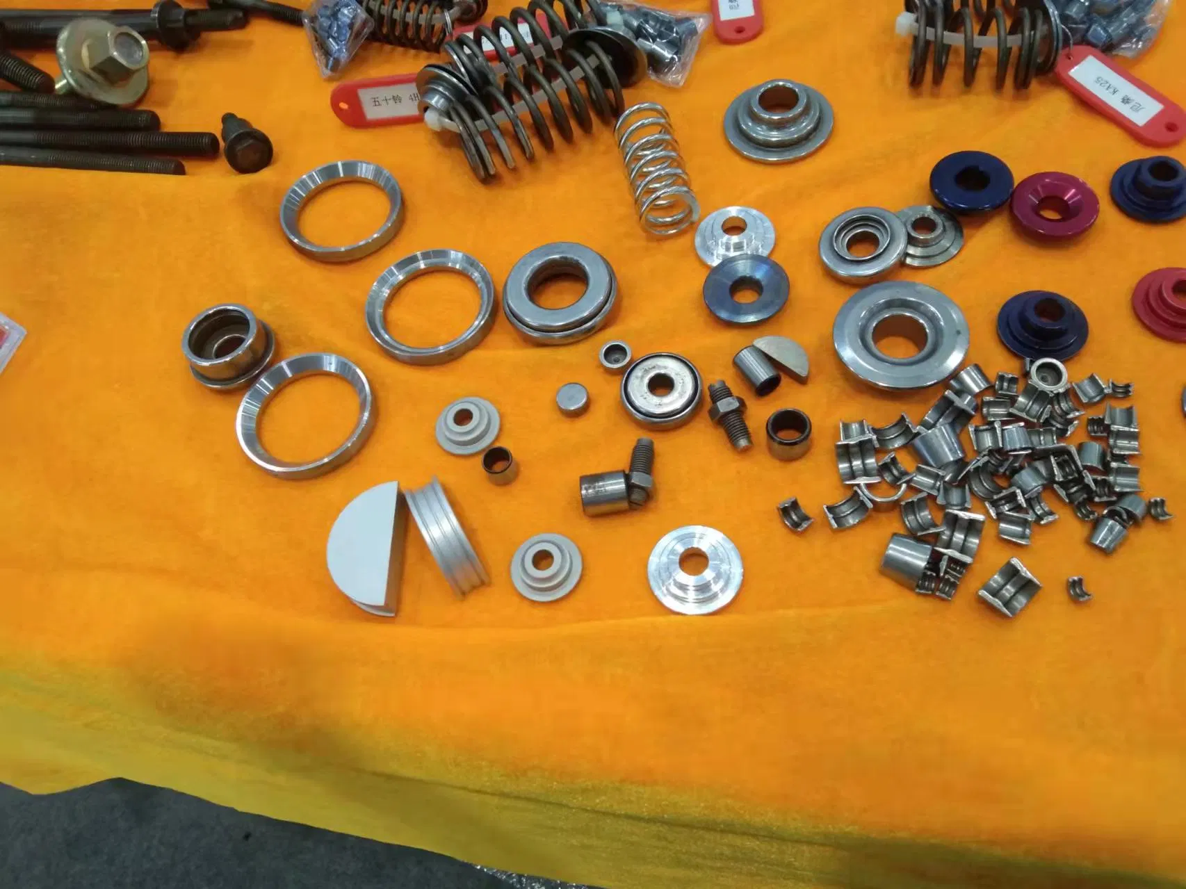 Винт коромысла клапана для регулировки зазоров