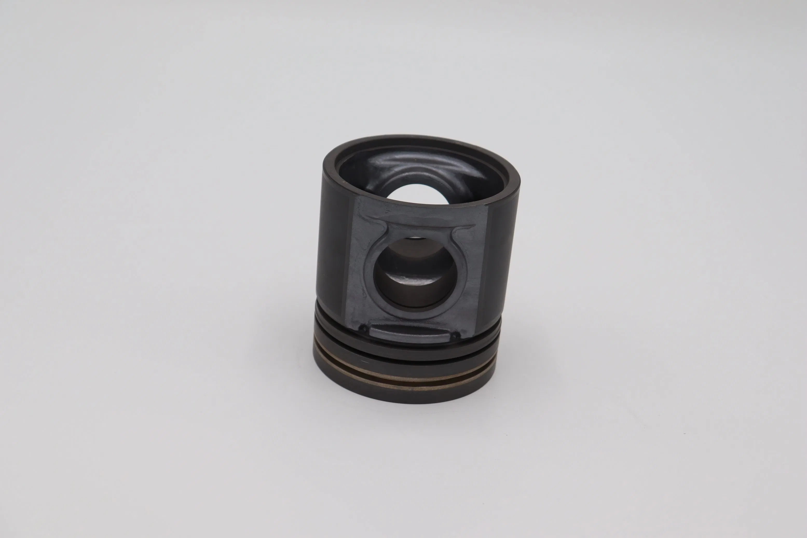 Поршень Perkins T62409006 для грузовиков