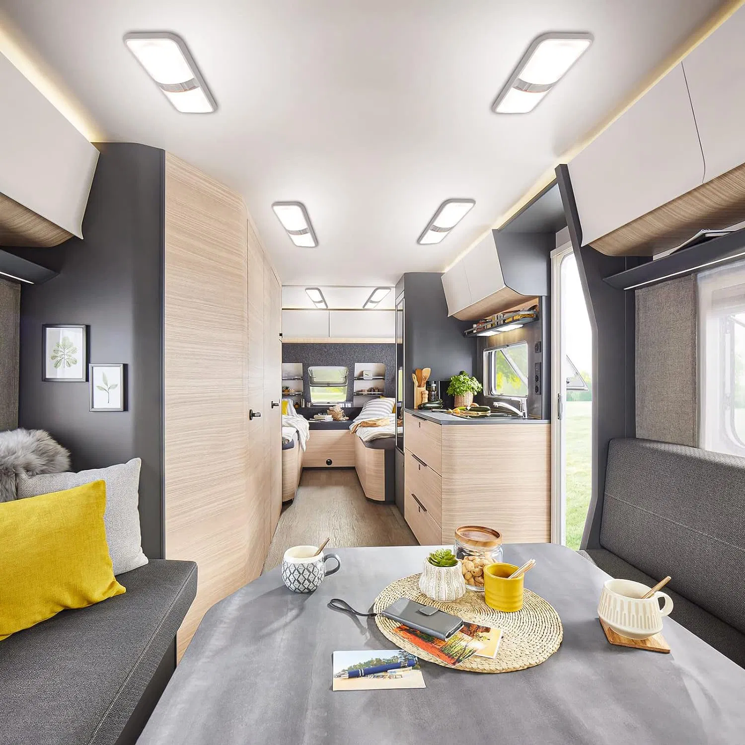 Прозрачная светодиодная лампа для чтения в авто