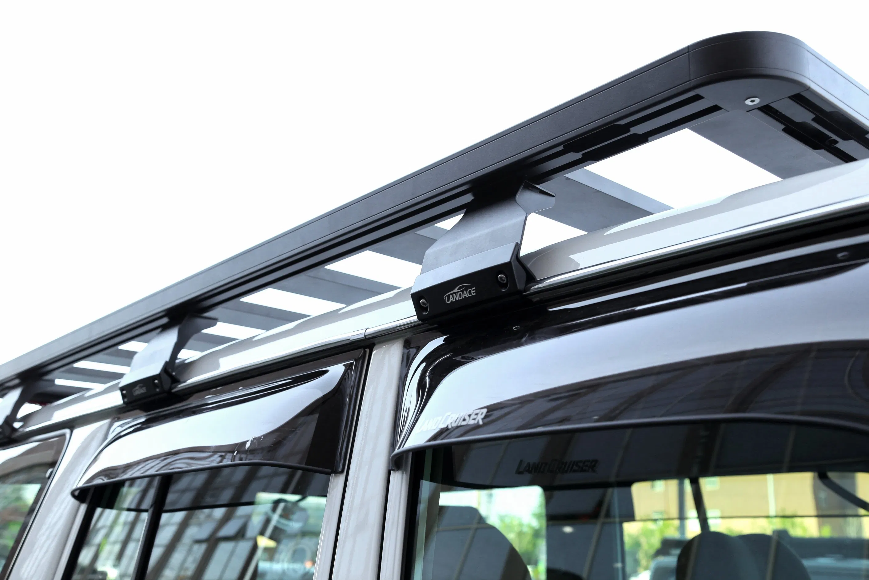 4*4 off-Road Vehicle Equipment Car Roof Rack Bracket Car Roof Racks Mount Car Parts Roof Rack Cover for Toyota LC76