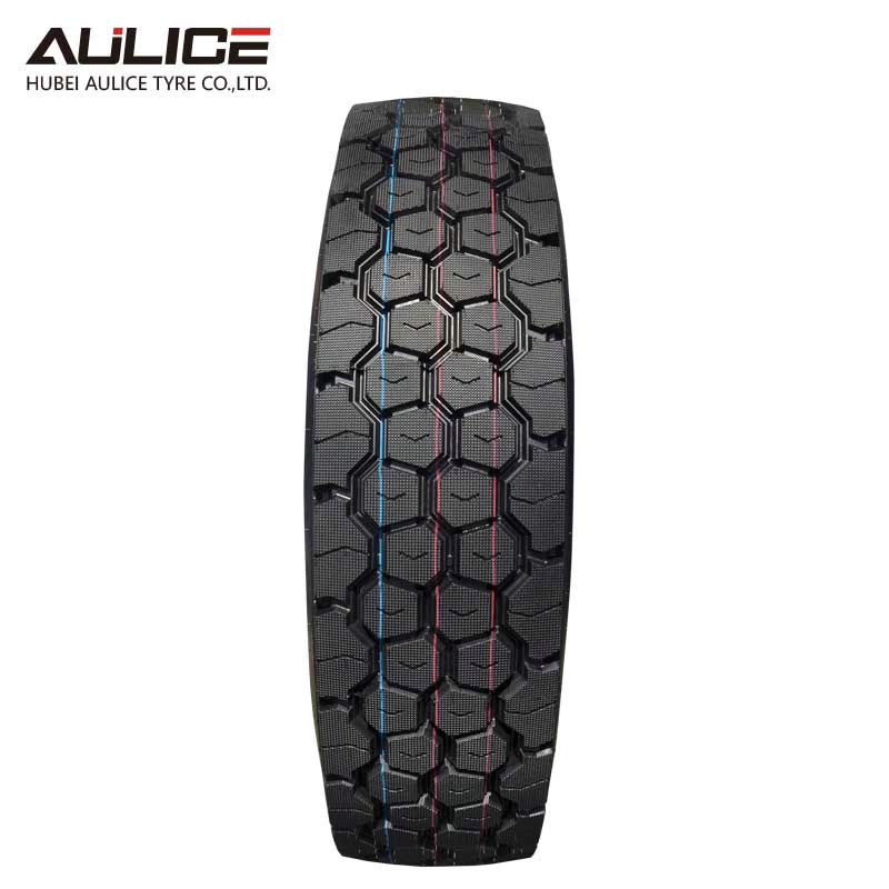 China Factory Wholesale Cheap OEM Truck Bus Tyre Radial Tyre