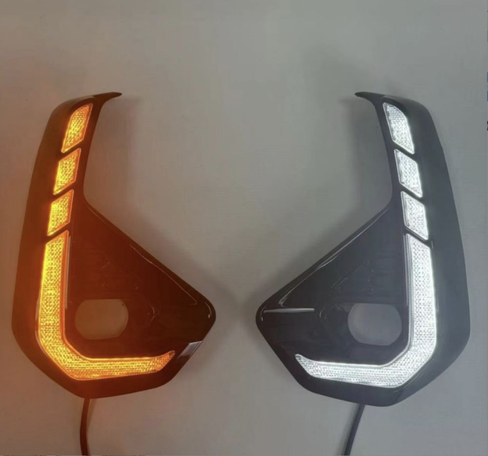 Светодиодные ходовые огни для Toyota Hilux 2024