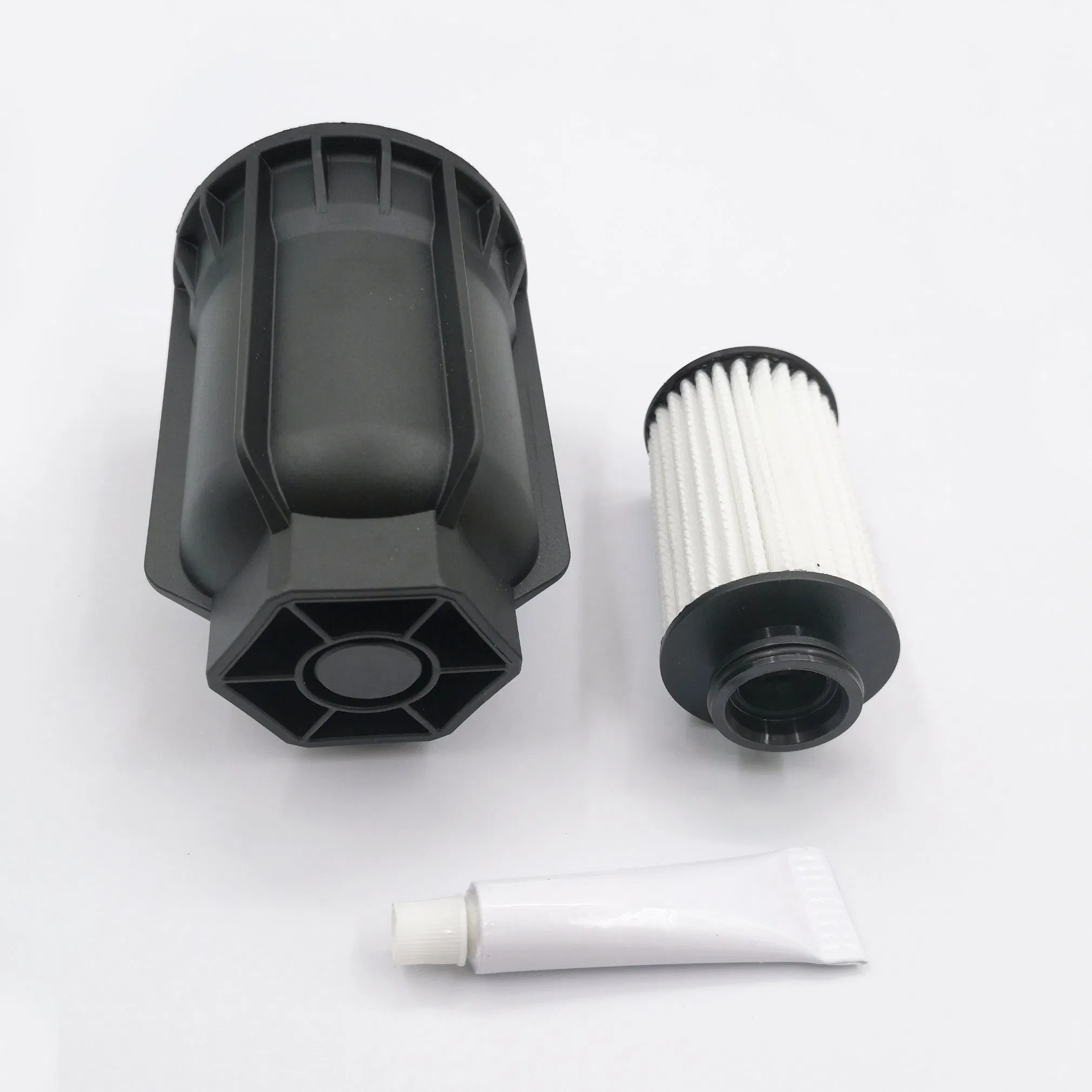 Transmission Fluid Filter Truck Engines UF106 4388378 1421089 A0001421089 Urea Filter