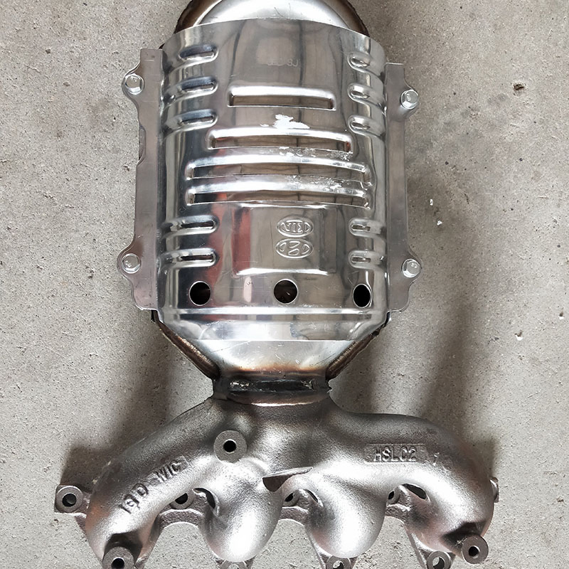 Катализатор выхлопной трубы Hyundai Accent/KIA Rio 1.6L (2006-2011)