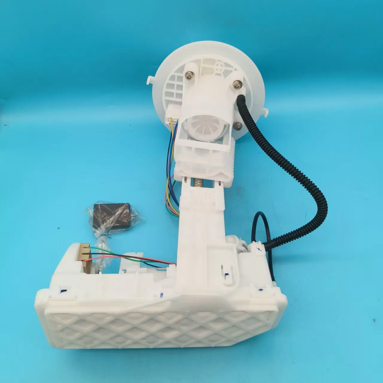 Топливный насос 77020-0A160 для Toyota Corolla Cross 2022