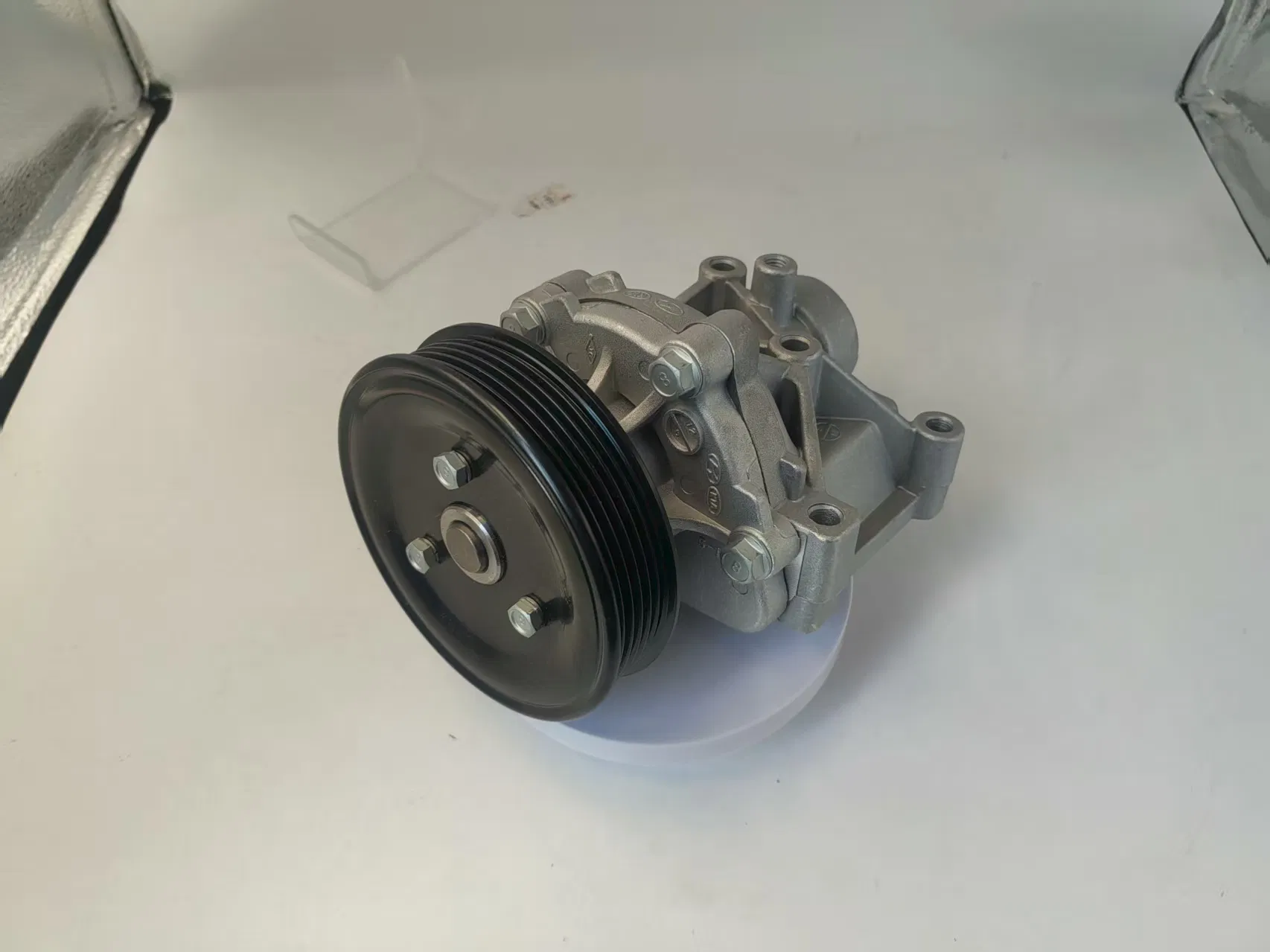 Помпа охлаждающей жидкости Hyundai 25100-2g510