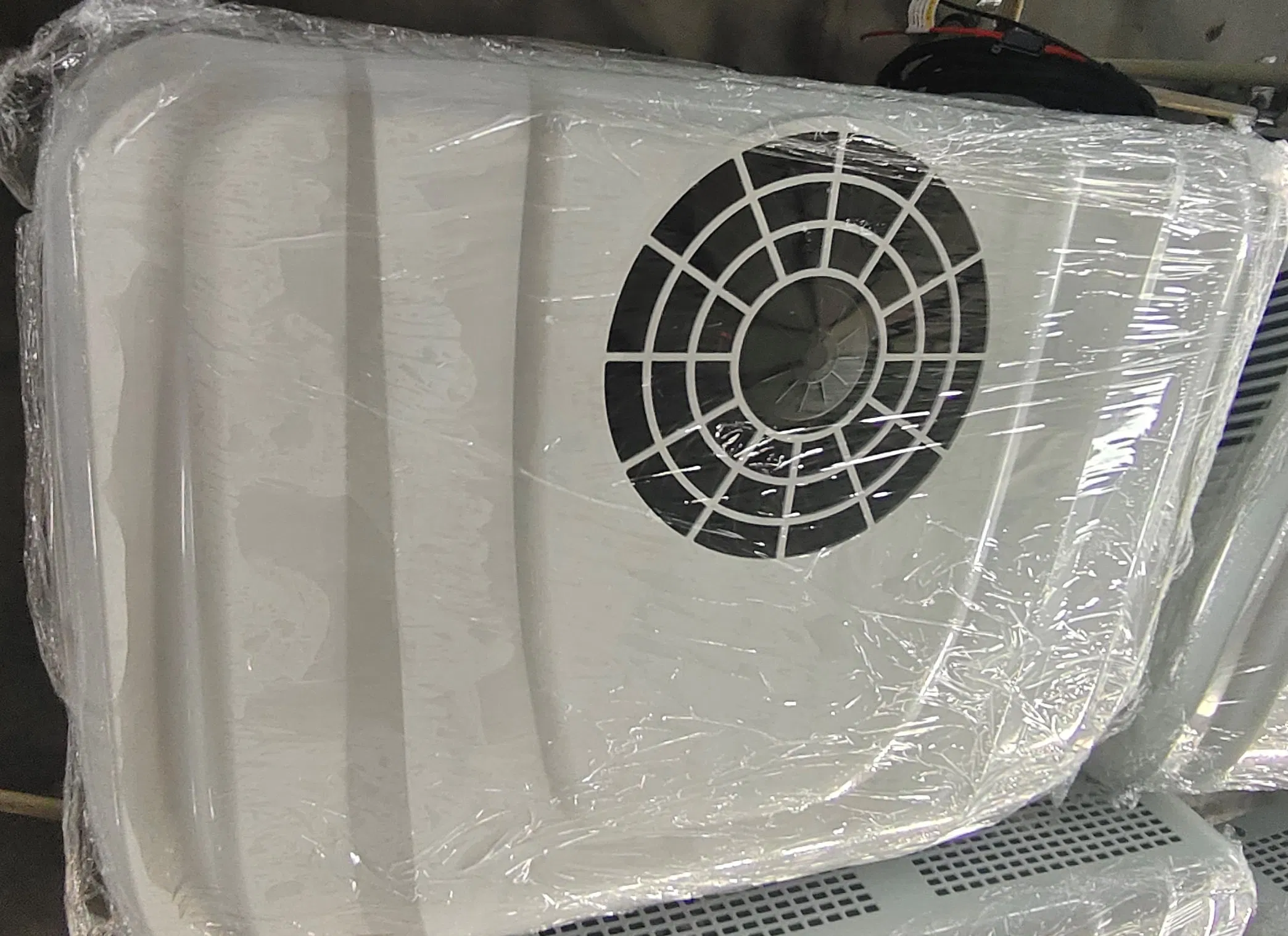 Портативный кондиционер на крышу для автофургона и грузовика